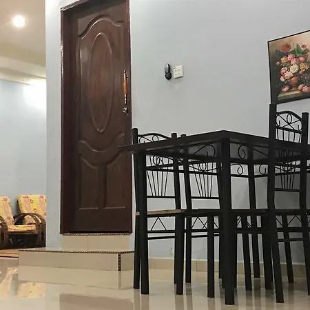 Haji Saif Homestay Whole Semi-D Terrace